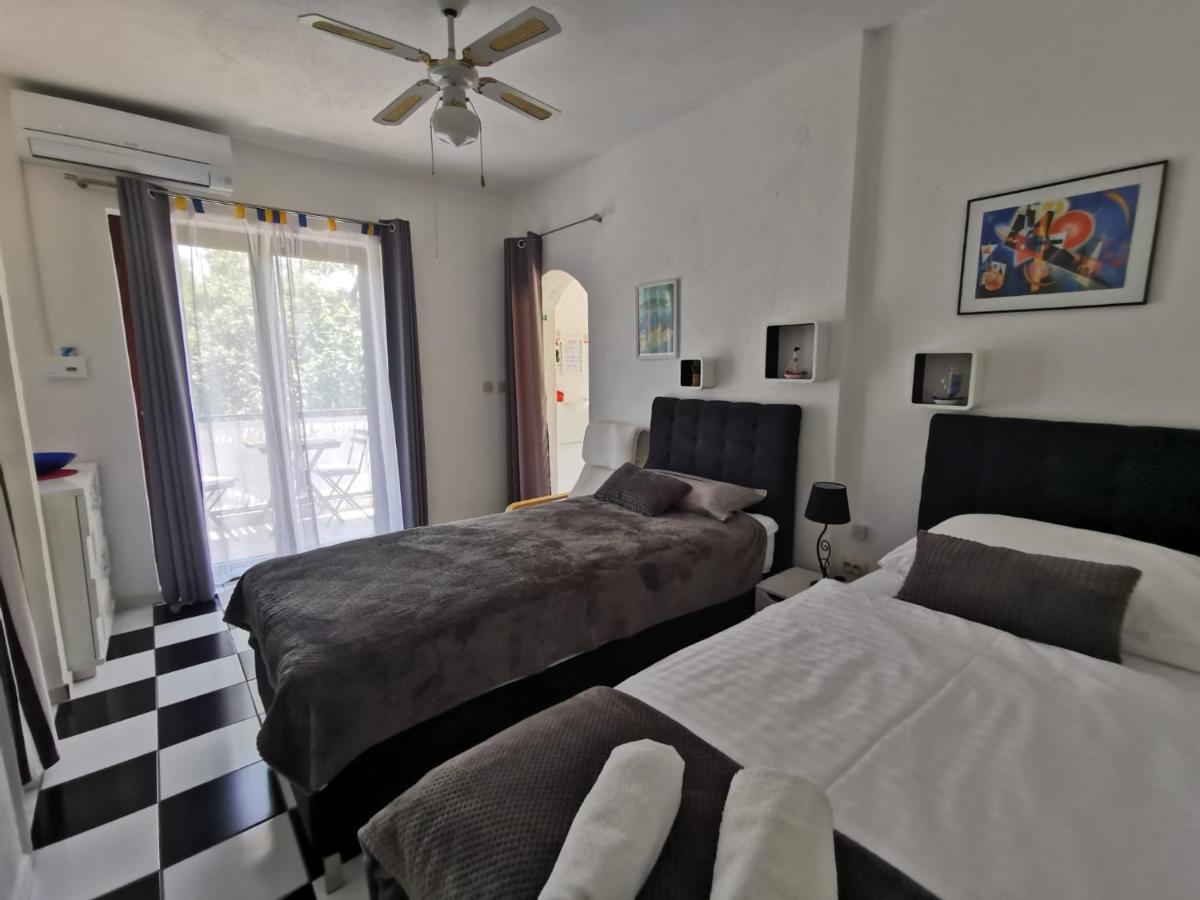 Apartmani Nata Maslinica Bagian luar foto