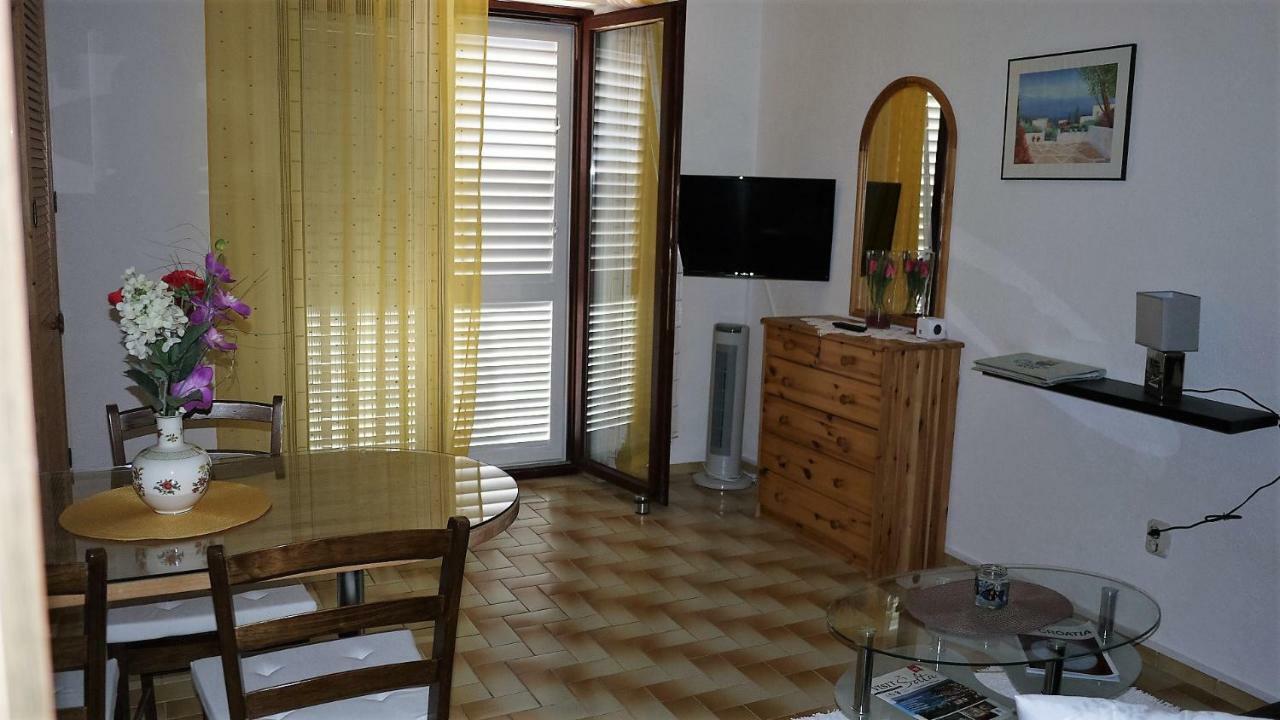 Apartmani Nata Maslinica Bagian luar foto