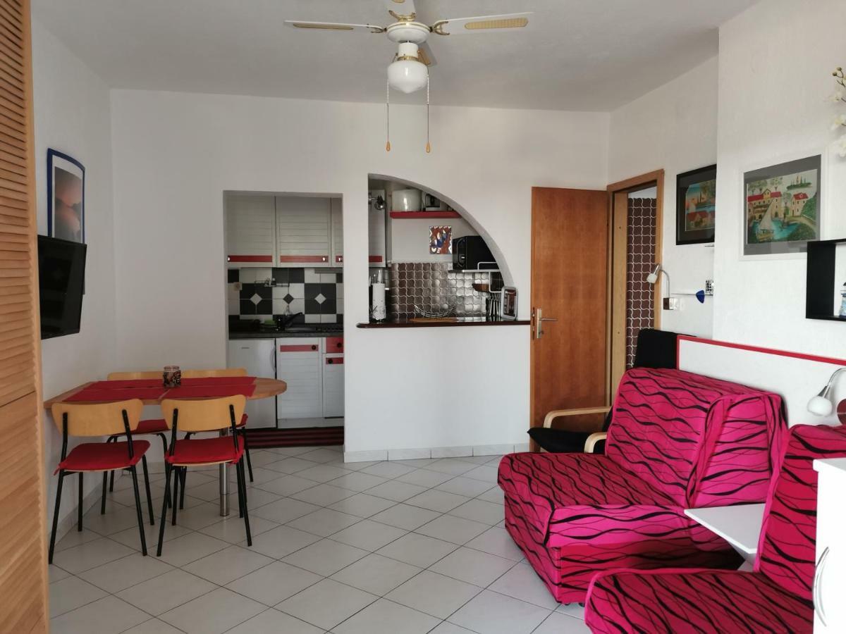 Apartmani Nata Maslinica Bagian luar foto