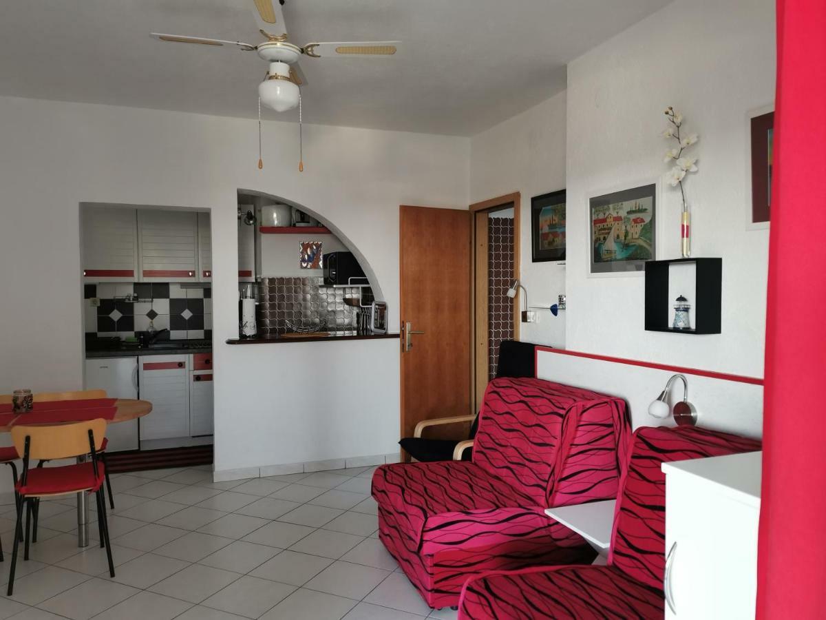 Apartmani Nata Maslinica Bagian luar foto