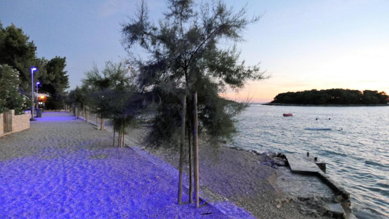 Apartmani Nata Maslinica Bagian luar foto