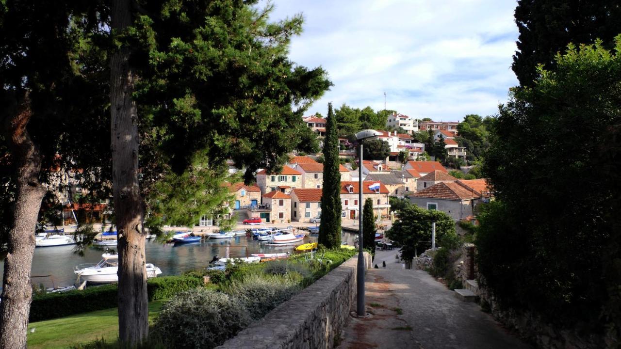 Apartmani Nata Maslinica Bagian luar foto